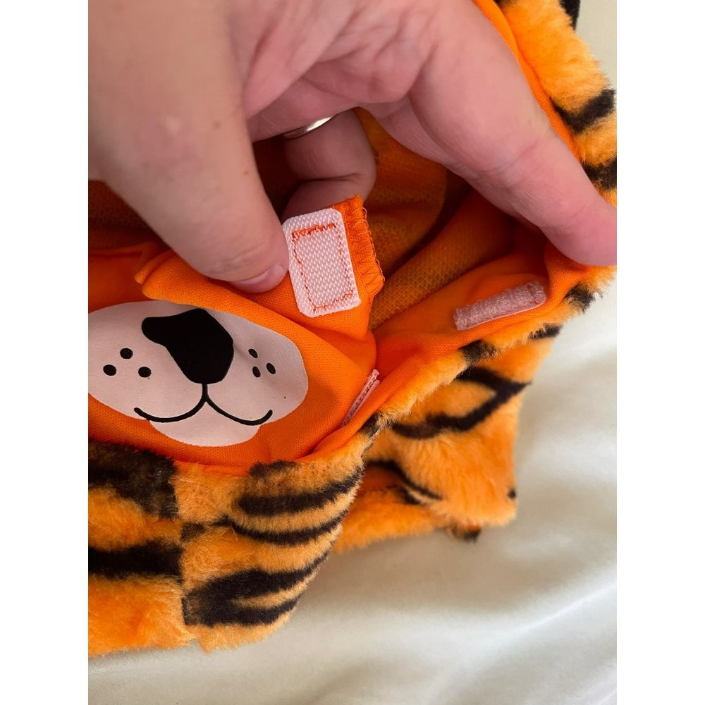 Hyde and Eek Faux Fur Tiger Mask/ Headwear - Picture 4 of 6